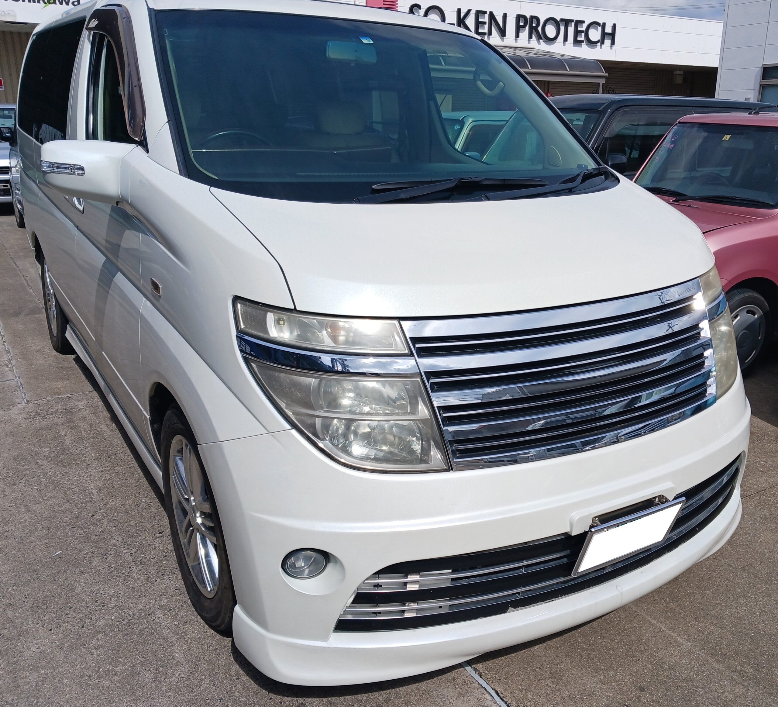 日産 エルグランド