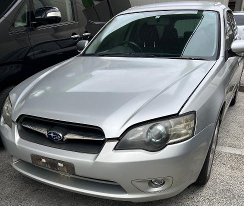 スバル レガシー