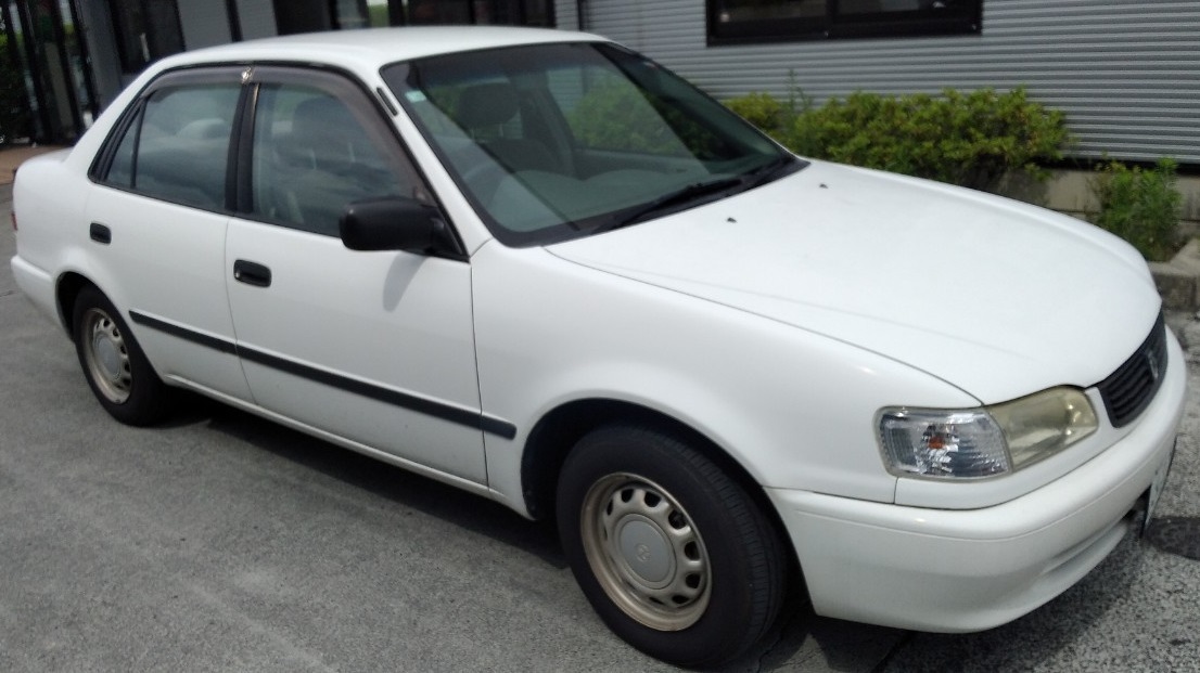 トヨタ カローラ