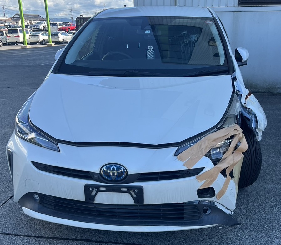 トヨタ プリウス