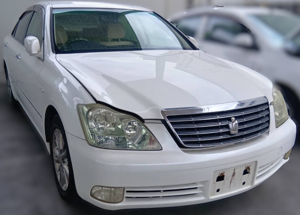 トヨタ クラウン