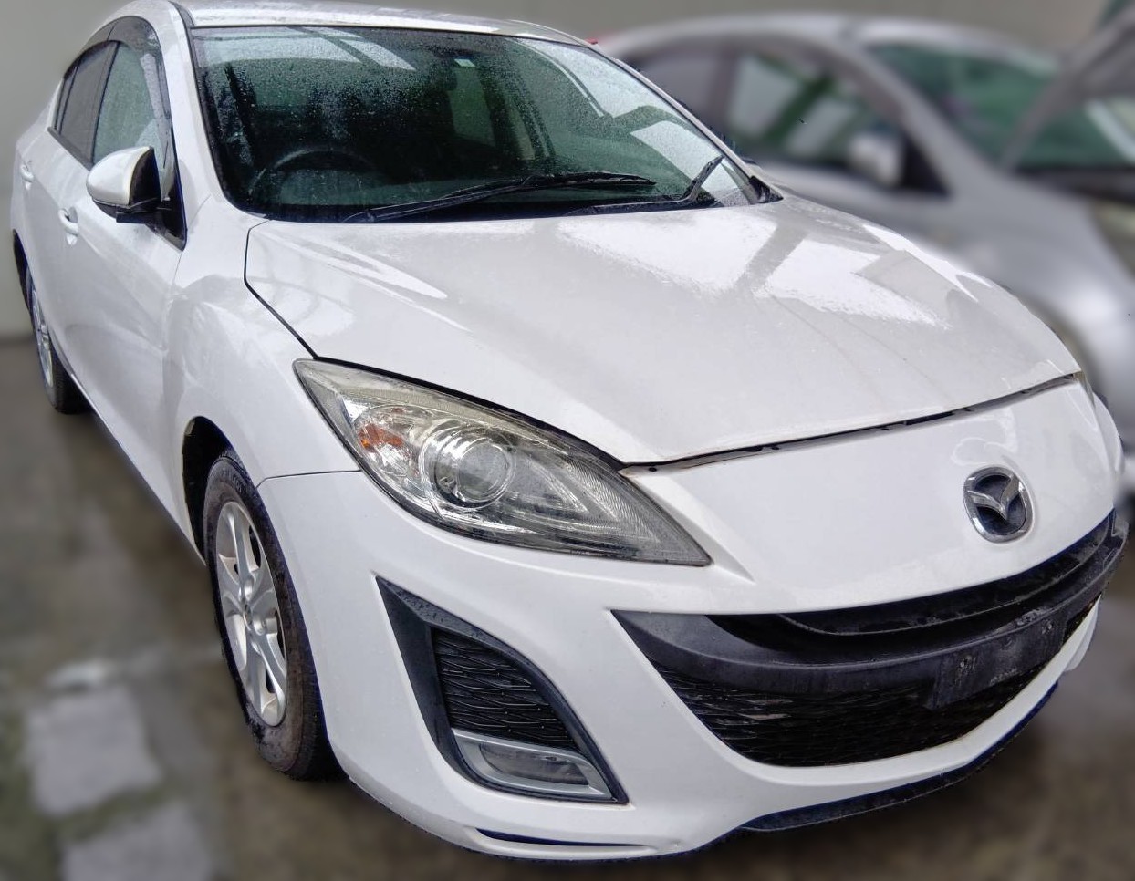 マツダ アクセラ