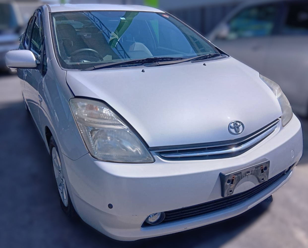 トヨタ プリウス