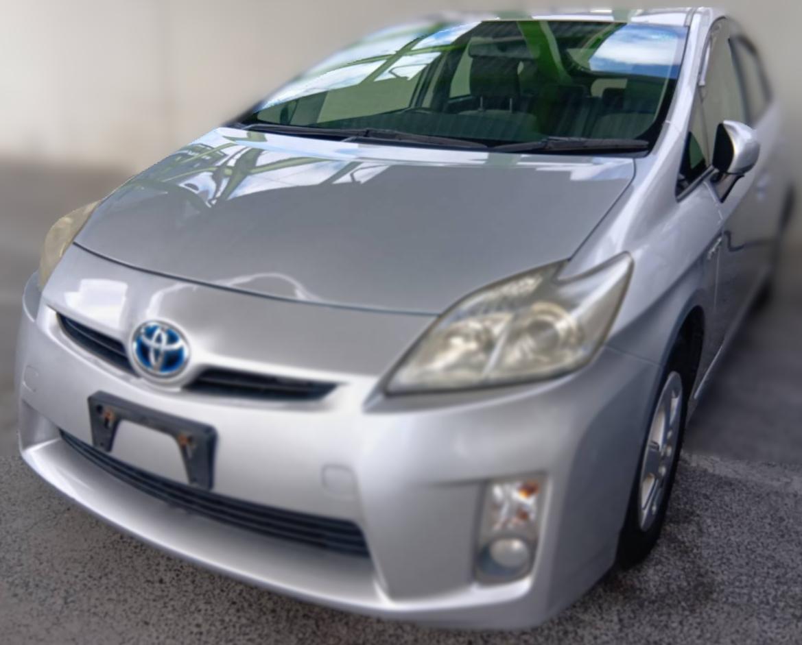 トヨタ プリウス