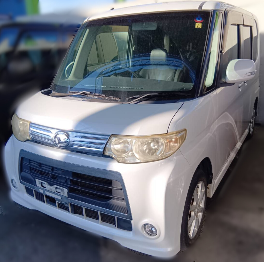 ダイハツ タントカスタム