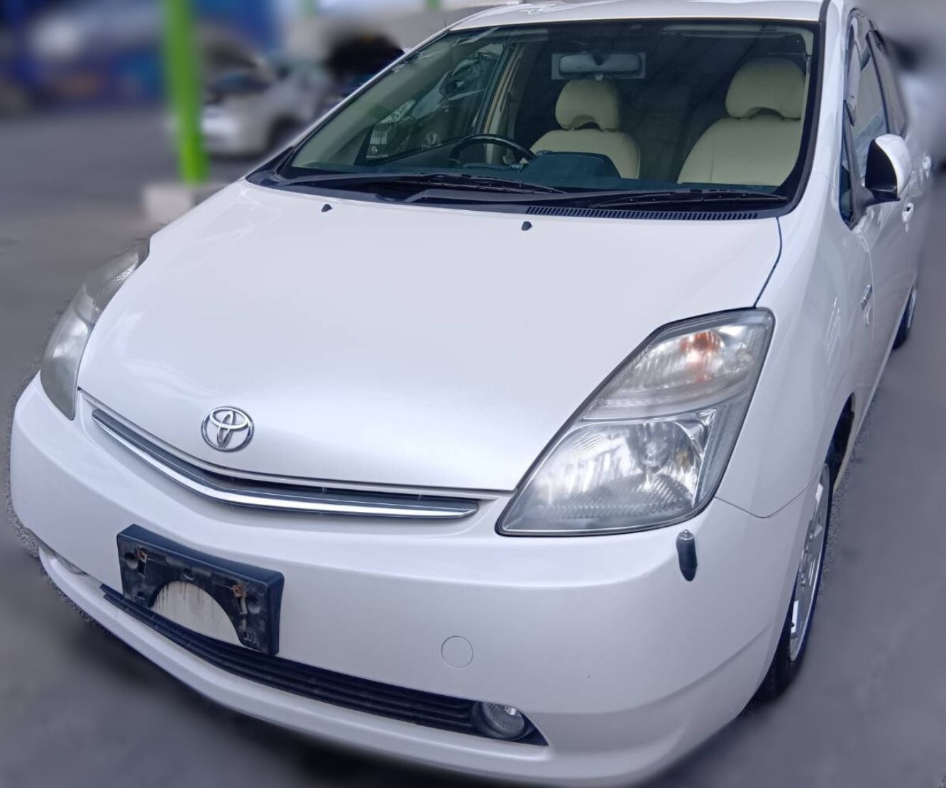 トヨタ プリウス