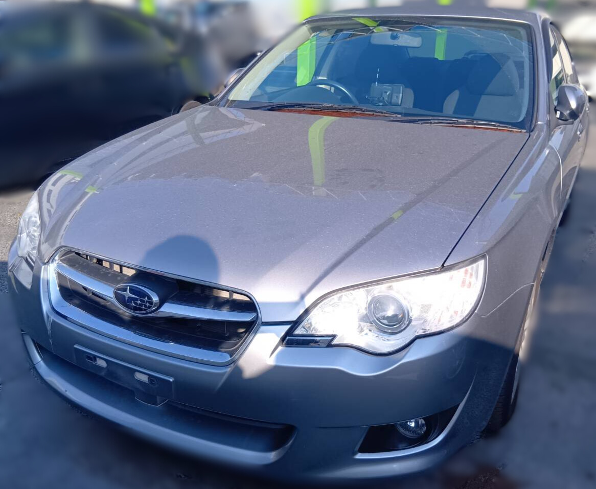 スバル レガシー