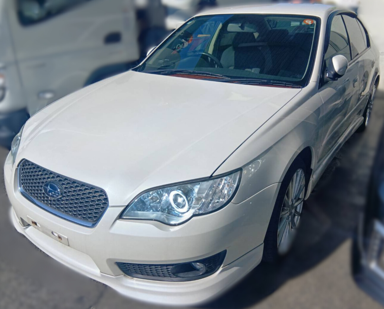 スバル レガシー