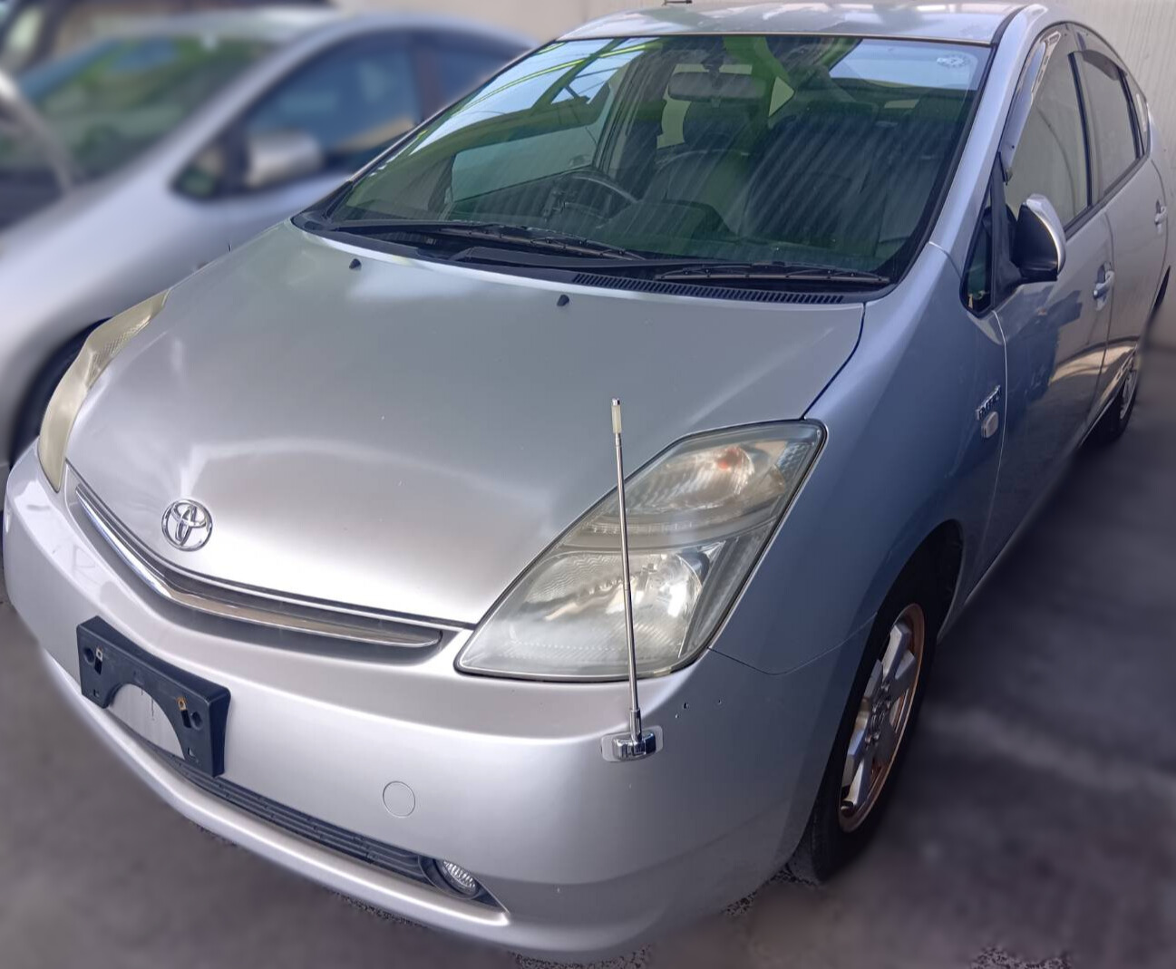 トヨタ プリウス